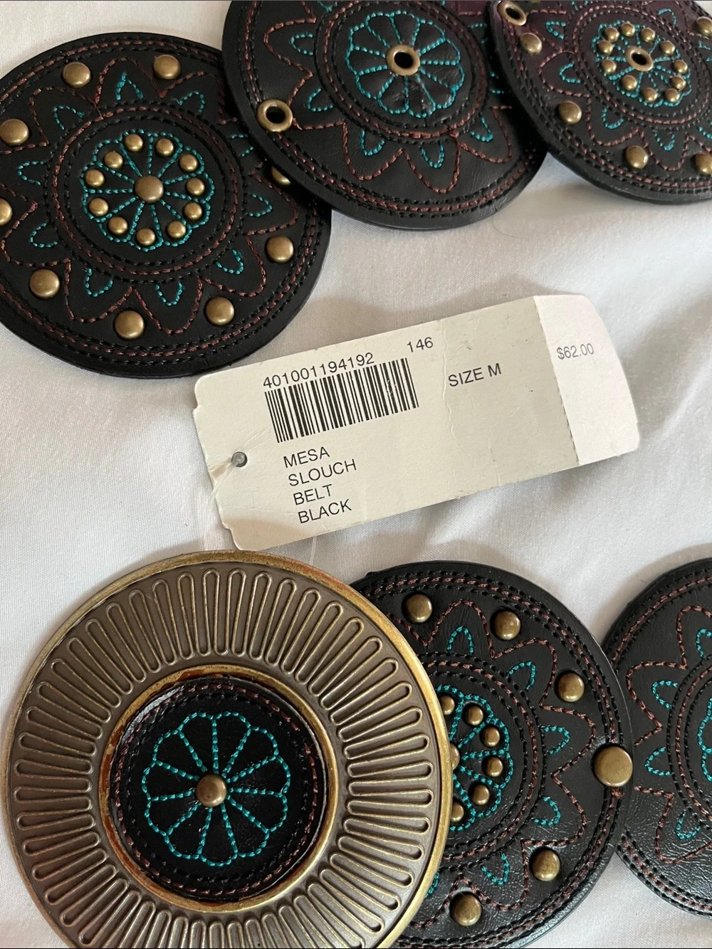 Chico’s VTG  NWT Mesa slouch belt black teal leather conchos brass round buckle